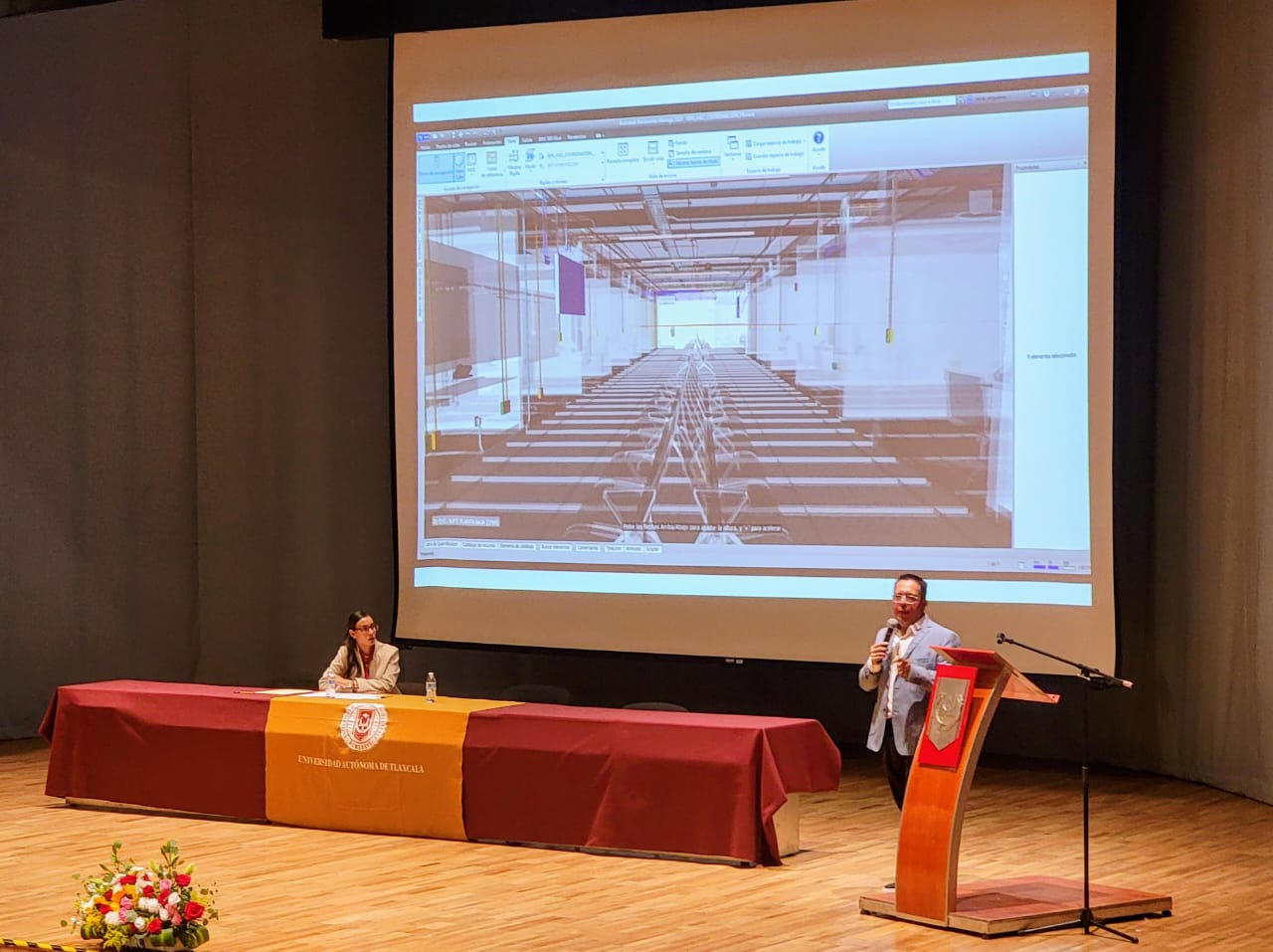 Presentación de procesos y obras realizadas con metodología BIM durante la conferencia